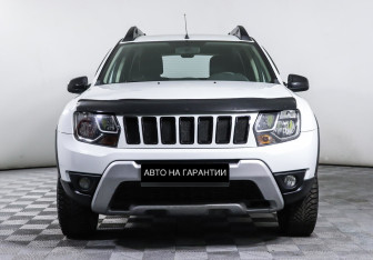 Подержанный автомобиль Renault Duster 2019 года (2 фото)