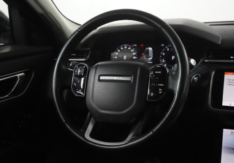 Подержанный автомобиль Land Rover Range Rover Velar 2018 года (15 фото)