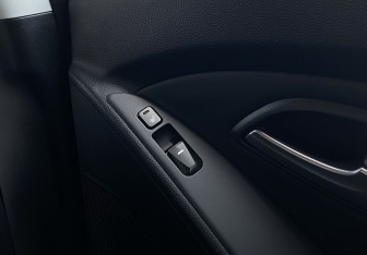 Подержанный автомобиль Hyundai ix35 2011 года (22 фото)