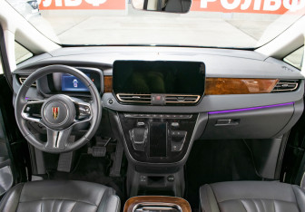 Подержанный автомобиль Hongqi HQ9 2022 года (15 фото)