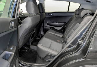 Подержанный автомобиль Kia Sportage 2020 года (12 фото)