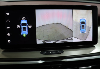 Подержанный автомобиль Geely Coolray 2023 года (22 фото)