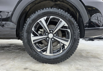 Подержанный автомобиль JAC JS6 2023 года (20 фото)