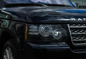 Подержанный автомобиль Land Rover Range Rover 2011 года (23 фото)