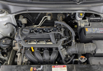 Подержанный автомобиль Kia Rio Hatchback 2021 года (9 фото)