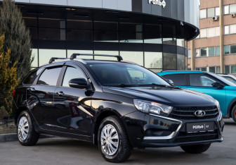 Подержанный автомобиль LADA (ВАЗ) Vesta Wagon 2021 года (3 фото)