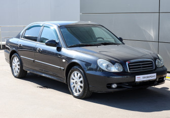 Подержанный автомобиль Hyundai Sonata 2009 года (3 фото)