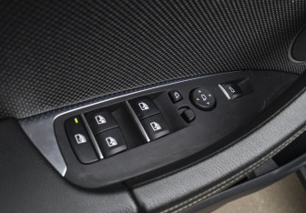 Подержанный автомобиль BMW X4 2019 года (17 фото)