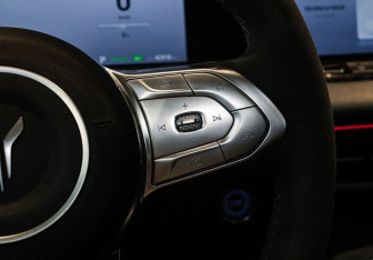 Подержанный автомобиль Voyah Free 2022 года (32 фото)