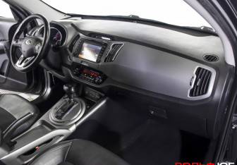 Подержанный автомобиль Kia Sportage 2015 года (9 фото)