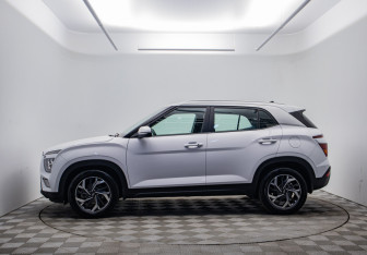 Подержанный автомобиль Hyundai Creta 2021 года (8 фото)