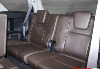 Подержанный автомобиль Toyota Fortuner 2017 года (11 фото)