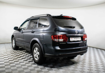 Подержанный автомобиль SsangYong Kyron 2012 года (7 фото)