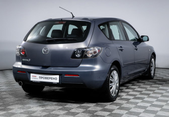 Подержанный автомобиль Mazda 3 Hatchback 2007 года (5 фото)