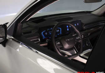 Подержанный автомобиль Exeed VX 2023 года (20 фото)