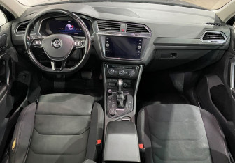 Подержанный автомобиль Volkswagen Tiguan 2018 года (9 фото)