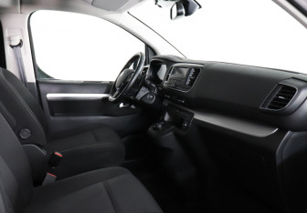 Подержанный автомобиль Citroen SpaceTourer 2021 года (10 фото)