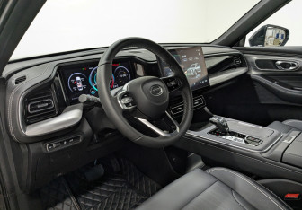 Новый GAC GS8 2025 (9 фото)