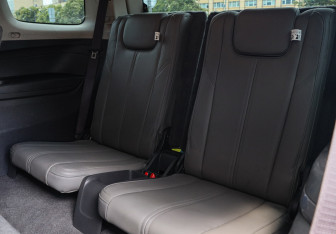 Подержанный автомобиль Chevrolet TrailBlazer 2013 года (8 фото)