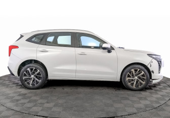 Подержанный автомобиль Haval Jolion 2022 года (4 фото)