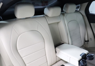 Подержанный автомобиль Mercedes-Benz GLC Coupe 2017 года (21 фото)