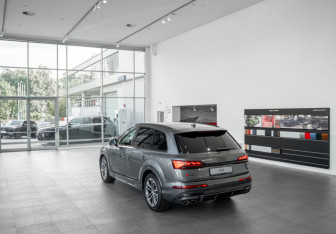 Новый Audi SQ7 2025 (8 фото)