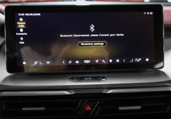 Подержанный автомобиль Geely Coolray 2019 года (18 фото)