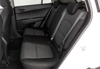 Подержанный автомобиль Hyundai Creta 2019 года (18 фото)