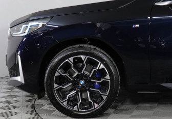 Новый BMW X3 2025 (8 фото)