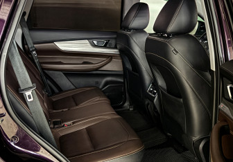 Подержанный автомобиль Chery Tiggo 8 Pro 2021 года (11 фото)