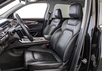 Подержанный автомобиль Exeed VX 2023 года (19 фото)