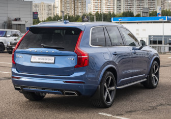 Подержанный автомобиль Volvo XC90 2019 года (5 фото)