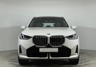 Новый BMW X3 2025 (2 фото)