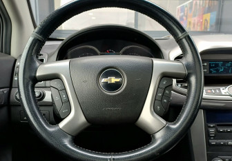 Подержанный автомобиль Chevrolet Captiva 2014 года (12 фото)