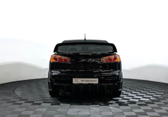 Подержанный автомобиль Mitsubishi Lancer Sedan 2008 года (6 фото)