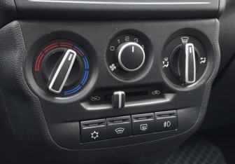 Подержанный автомобиль LADA (ВАЗ) Granta Sedan 2021 года (14 фото)