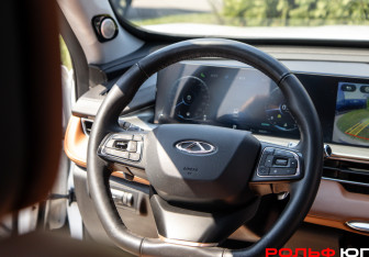 Подержанный автомобиль Chery Tiggo 8 Pro Max 2023 года (11 фото)