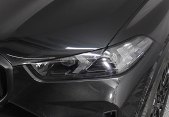 Подержанный автомобиль BMW X5 2023 года (7 фото)