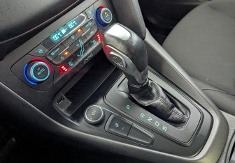 Подержанный автомобиль Ford Focus Sedan 2015 года (28 фото)