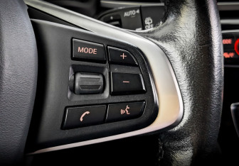 Подержанный автомобиль BMW X1 2018 года (29 фото)
