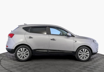 Подержанный автомобиль JAC S5 (Eagle) 2020 года (4 фото)