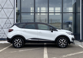 Подержанный автомобиль Renault Kaptur 2018 года (4 фото)
