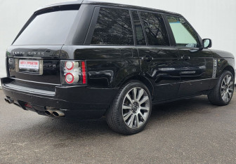 Подержанный автомобиль Land Rover Range Rover 2005 года (5 фото)