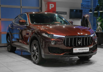 Подержанный автомобиль Maserati Levante 2018 года (3 фото)