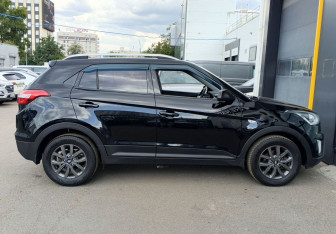 Подержанный автомобиль Hyundai Creta 2020 года (4 фото)