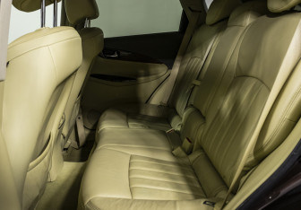 Подержанный автомобиль Infiniti EX 2009 года (13 фото)