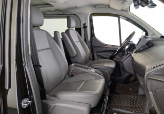 Подержанный автомобиль Ford Tourneo Connect Compactvan 2021 года (18 фото)