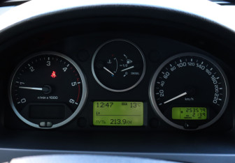 Подержанный автомобиль Land Rover Freelander 2011 года (9 фото)
