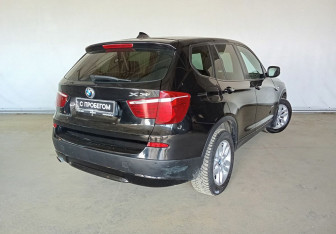 Подержанный автомобиль BMW X3 2013 года (5 фото)