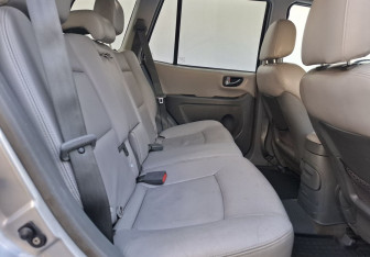 Подержанный автомобиль Hyundai Santa Fe 2007 года (11 фото)